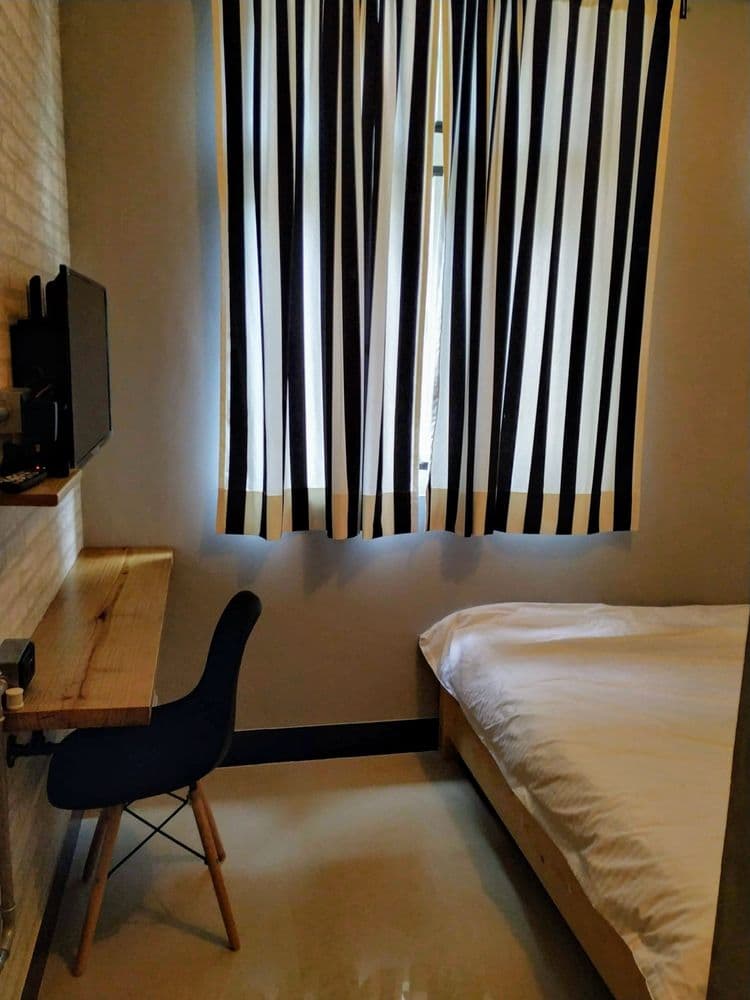 Backpacker Inn Hall 497-2-7