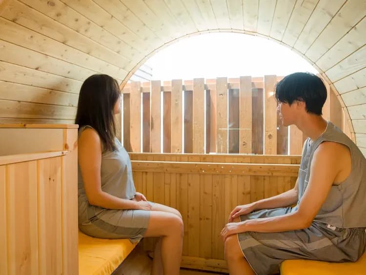 【サウナ（イメージ）】仲間と一緒にサウナで整うのがおすすめ！