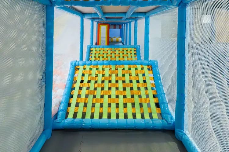 | Magi Land兒童遊戲室使用規範 | 使用時間以及收費標準依照現場售票規定，”無提供免費使用”，詳細規範請洽飯店現場人員或官網公告。