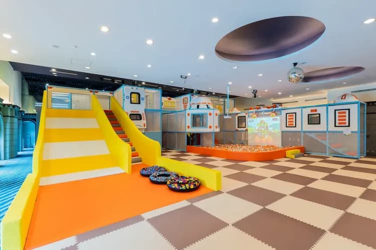 | Magi Land兒童遊戲室使用規範 | 使用時間以及收費標準依照現場售票規定，”無提供免費使用”，詳細規範請洽飯店現場人員或官網公告。