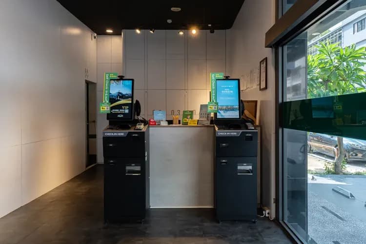 CHECK inn Express Taichung FuXing Hall 2-4