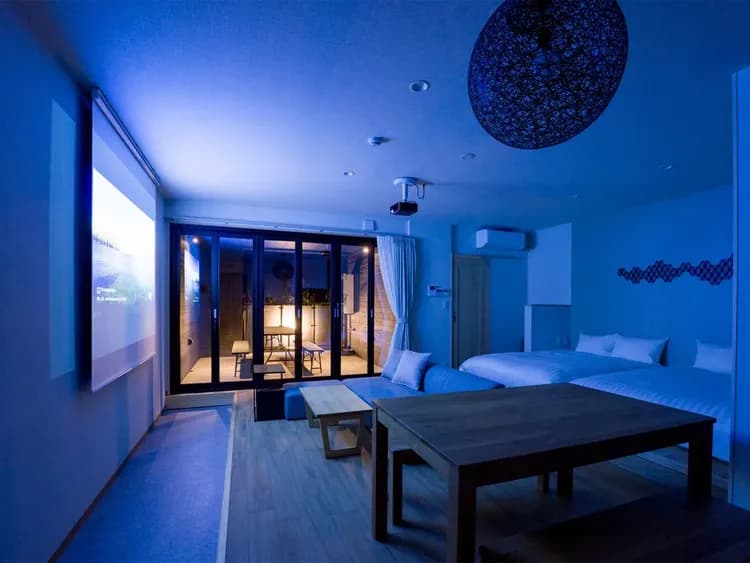 【4名定員 客室一例】EPSONホームプロジェクター