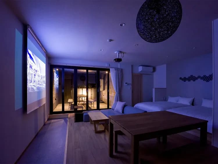 【4名定員 客室一例】EPSONホームプロジェクター