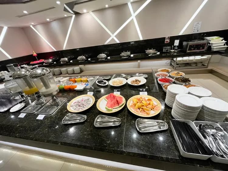 早餐用餐地點：承攜自由