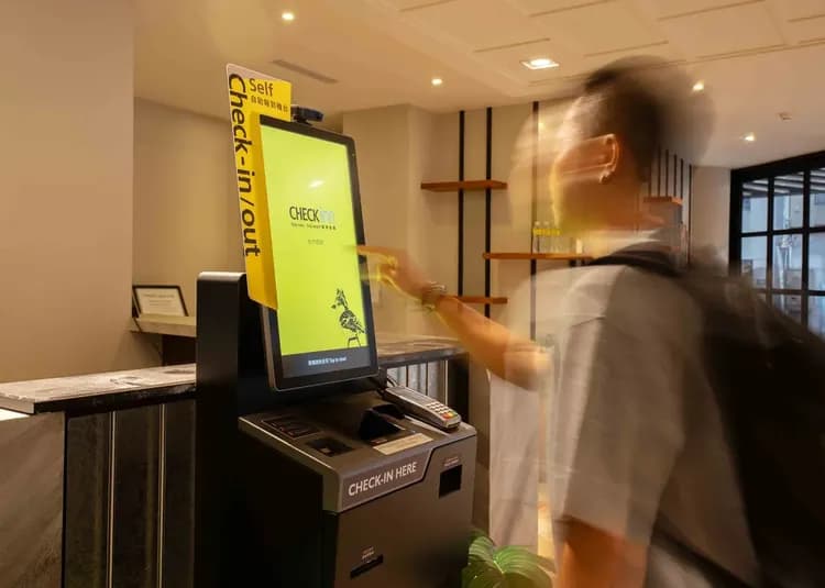 雀客旅館台中自由-11