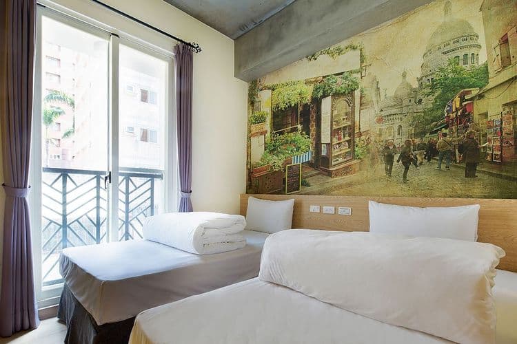 CHECK inn Express Taichung YiZhong-7