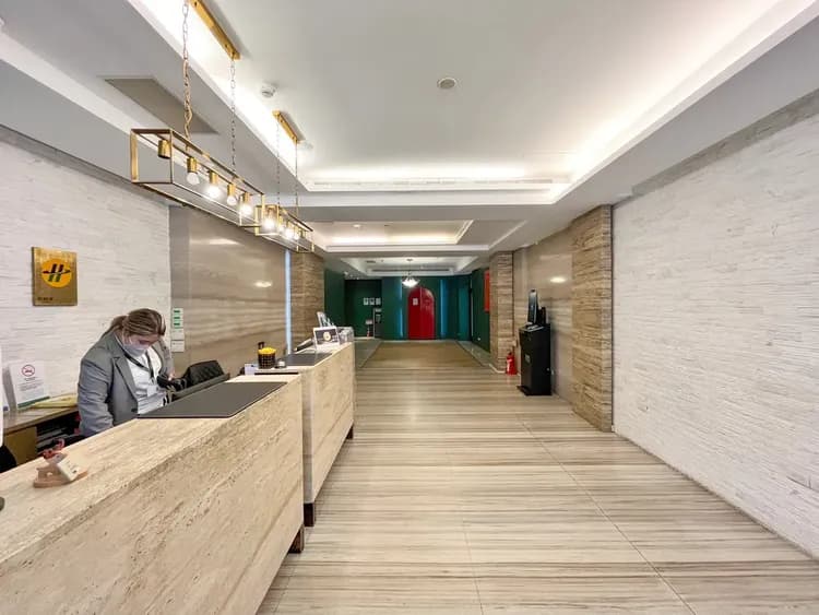 CHECK inn Express Taipei Station-3