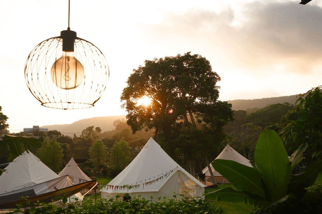 苗栗縣-斷橋部落 • 輕奢露營｜獨家5折起！交通便利、贈豪華烤肉晚餐