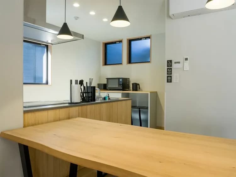 ＜ペット同泊不可＞キッチンとダイニングは繋がっているのでお子様連れも安心