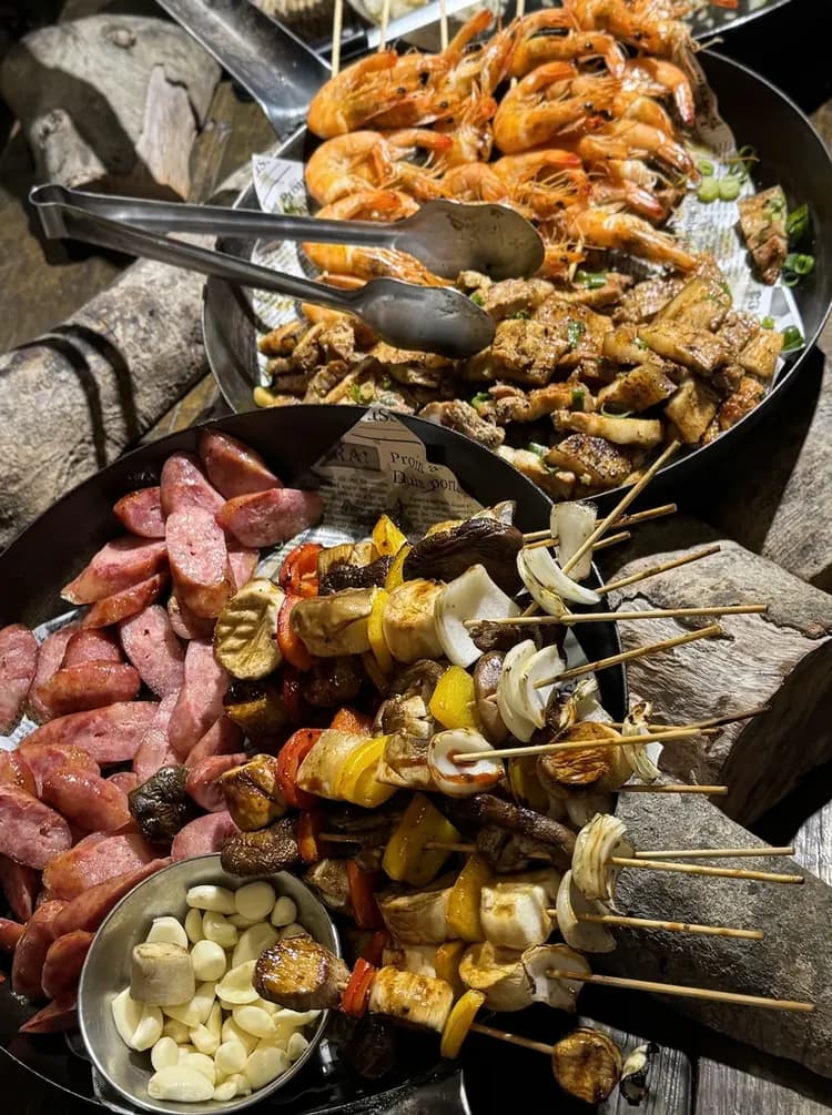 荒野半島｜無敵湖景豪華露營、一泊二食贈體驗、附冷氣-11