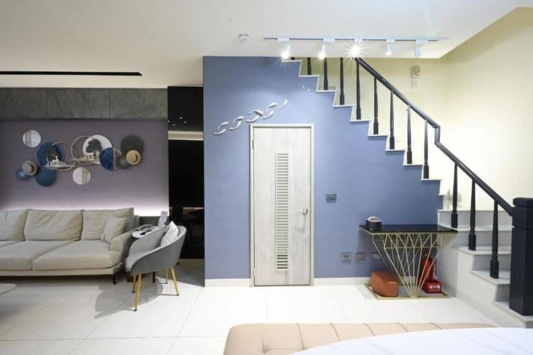 衡定理台南安平包棟民宿·理蓄｜10-20人包棟｜知名美食節目指定合作旅宿｜設有麻將、烤肉、廚房、浴缸｜特約烤肉店家｜豪宅體驗｜軟水系統｜精油沐浴備品｜鄰近漁光島-2