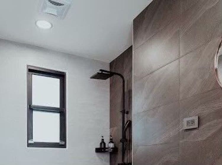 衡定理台南安平包棟民宿·理蓄｜10-20人包棟｜知名美食節目指定合作旅宿｜設有麻將、烤肉、廚房、浴缸｜特約烤肉店家｜豪宅體驗｜軟水系統｜精油沐浴備品｜鄰近漁光島-14