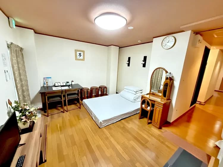 洋室10名ファミリールーム②