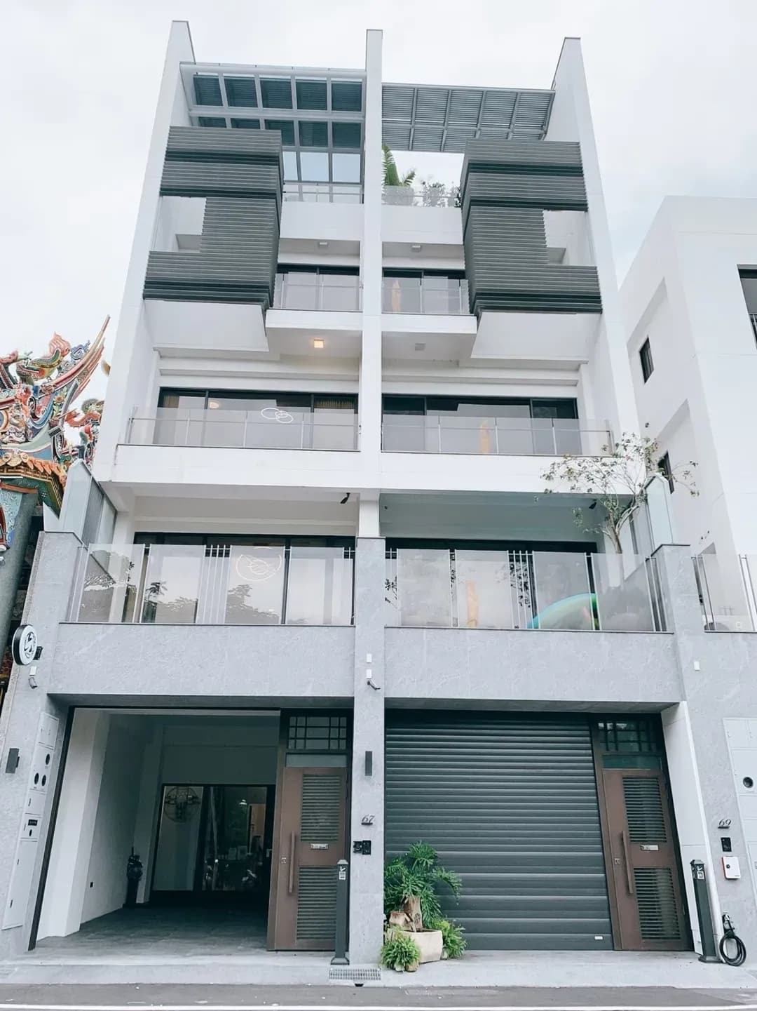 台南市-台南安平包棟民宿｜6-16人包棟｜電梯園景豪宅｜設有手搓麻將、廚房、浴缸｜豪宅體驗｜軟水系統｜精油沐浴備品｜鄰近漁光島