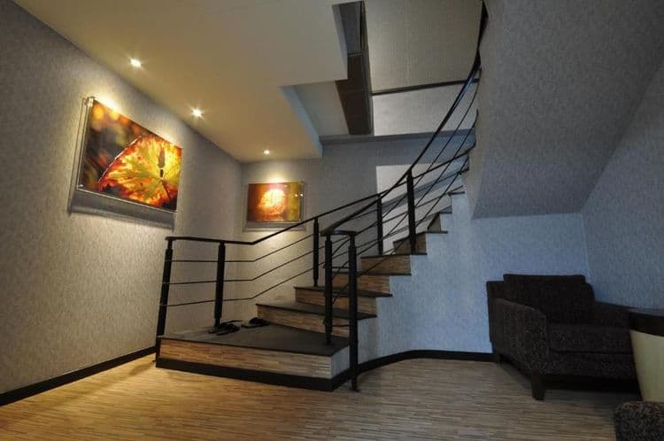 采岩汽車旅館 ｜洲際棒球場5分鐘｜-2