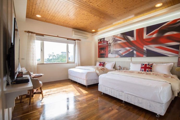 Lotus Spring Garden Huajian Yashe-14