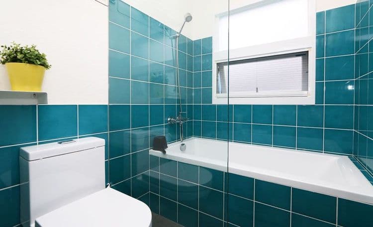 2樓焦糖 房內廁所