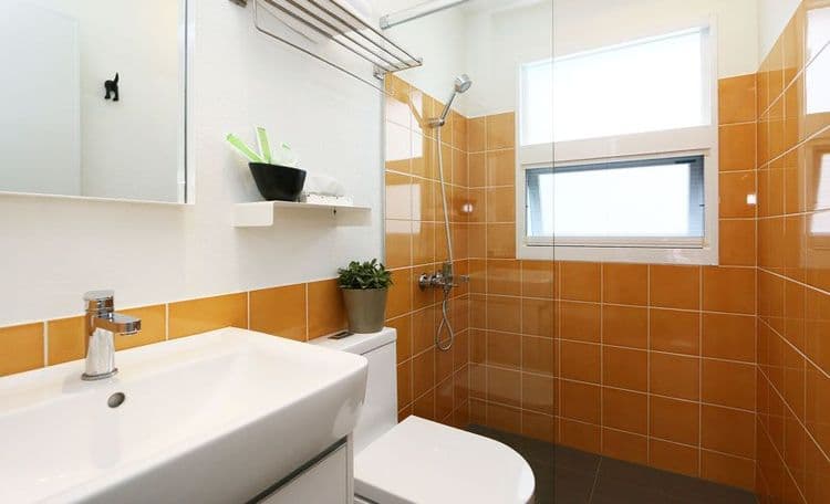 2樓黑糖房內廁所