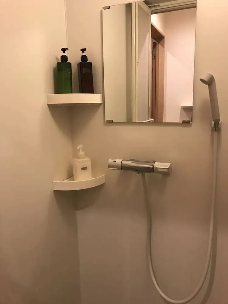 シャワールーム１