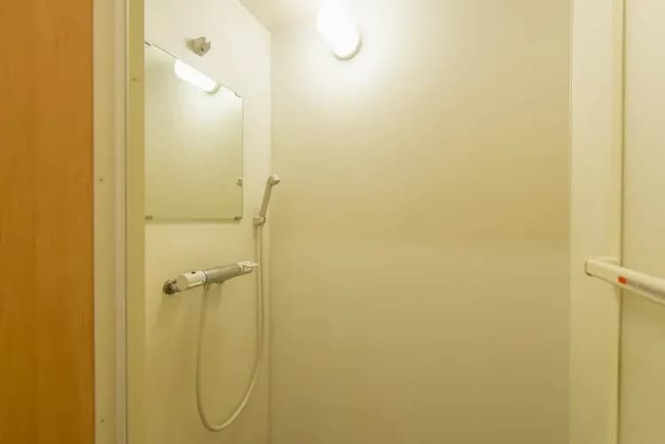 シャワールーム１