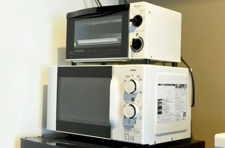 トースターと電子レンジ