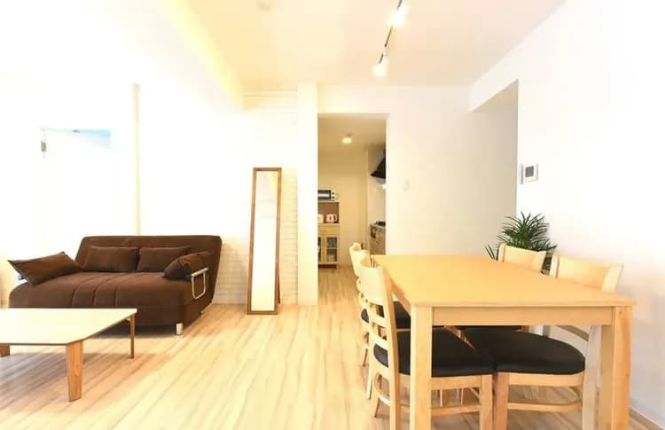 ダイニングテーブル