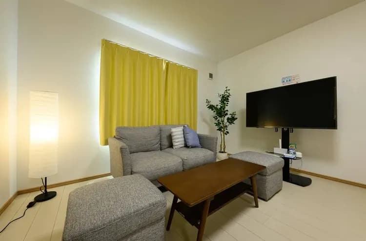 ソファでゆっくりくつろいでください！