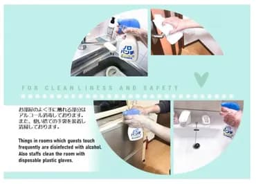 お部屋のよく手に触れる部分はアルコール消毒しております。また、使い捨ての手袋を装着し、清掃しております。