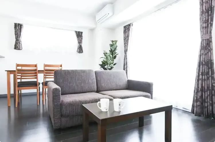 茶系をベースにしたおしゃれなお部屋です。