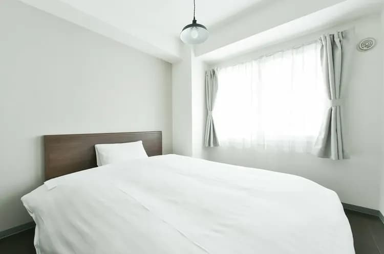 ゆったりサイズのベッドです