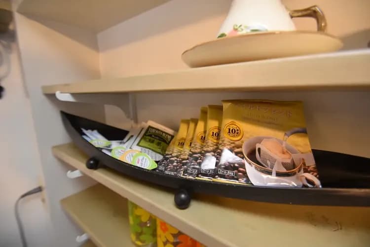 コーヒー＆お茶＆ミネラルウォーターあります。