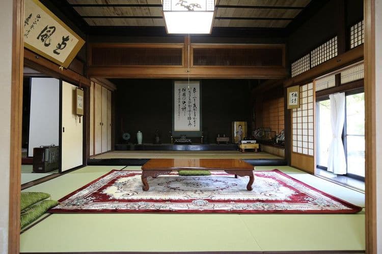 群山圍繞百年日式傳統建築-12