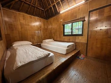 全台獨有的特色竹屋，乾淨舒適！