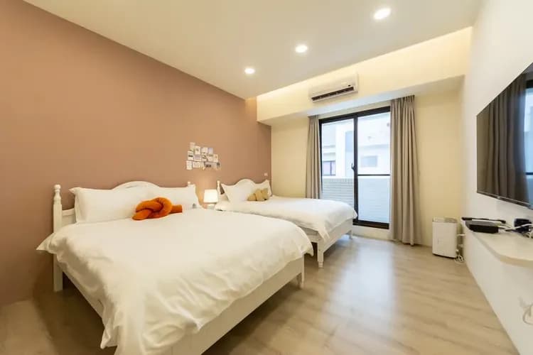 TEN FIVE FIFTHS HOMESTAY-7