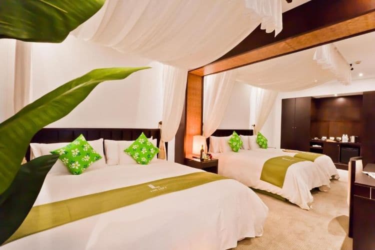 The Loft Seaside Suites-10