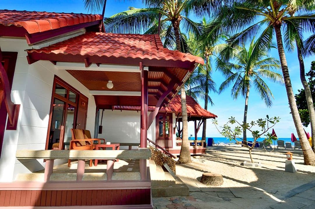 素叻他尼府-第一平房海邊渡假村(First Bungalow Beach Resort)
