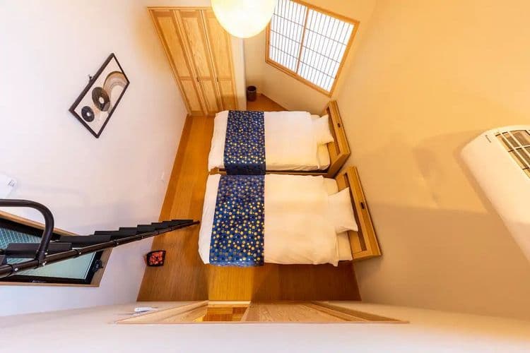 ユニークなカラオケ付き宿/2LDK+ロフト/50㎡/ Max5名/日比谷線三ノ輪駅徒歩900m-4