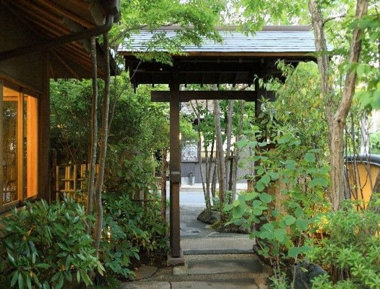 Yufuin Onsen Hinoharu Ryokan-4