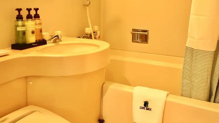 鹿兒島 Livemax Budget 飯店｜鹿兒島站步行6分/天文館通搭電車10分/鹿兒島市立美術館步行15分-7