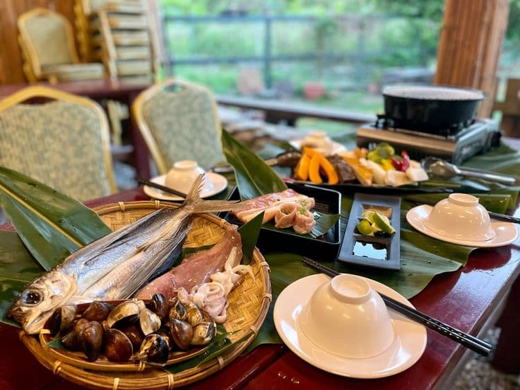 * 食材內容及圖片僅供參考，仍依現場提供為準。