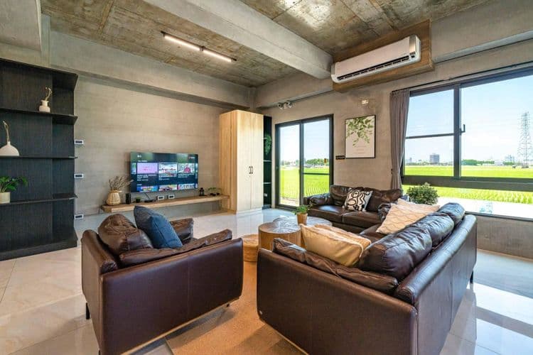 宜蘭伍月民宿｜18人包棟 ｜包棟獨棟民宿 親子溜滑梯 、麻將桌、廚房設施-2