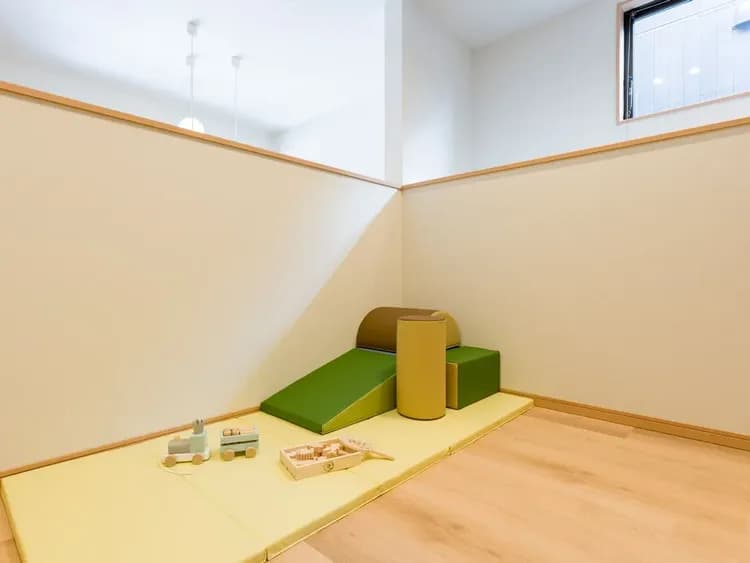 【お子様用設備】お部屋設置のクッションブロック（お部屋により設置のない場合がございます）