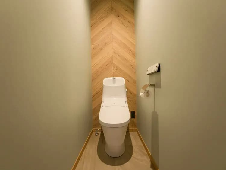 【露天ジャグジー付ルーム】温水洗浄機能付きトイレ