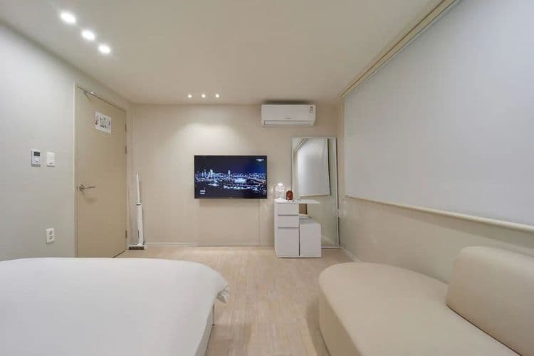 拉拉樂園 | 5分鐘到弘大入口站 近延央公園 弘大商圈-3