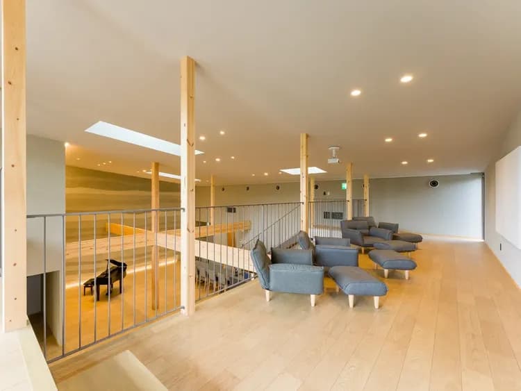 【A棟】プロジェクター完備のシアタースペース