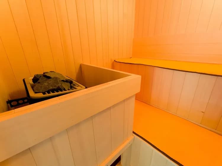 【B棟】ドライサウナ（セルフロウリュウ可）