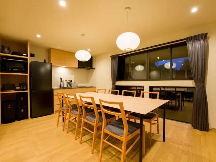 【C棟】キッチン＆ダイニングスペース