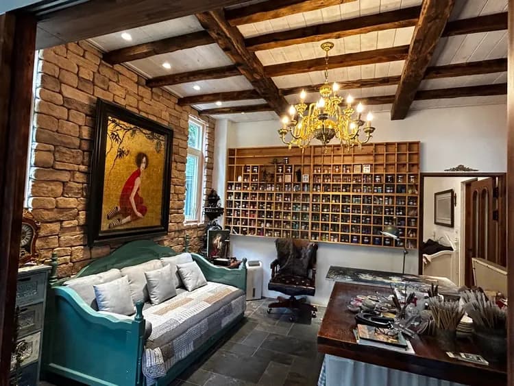 1樓畫室/雙人沙發床