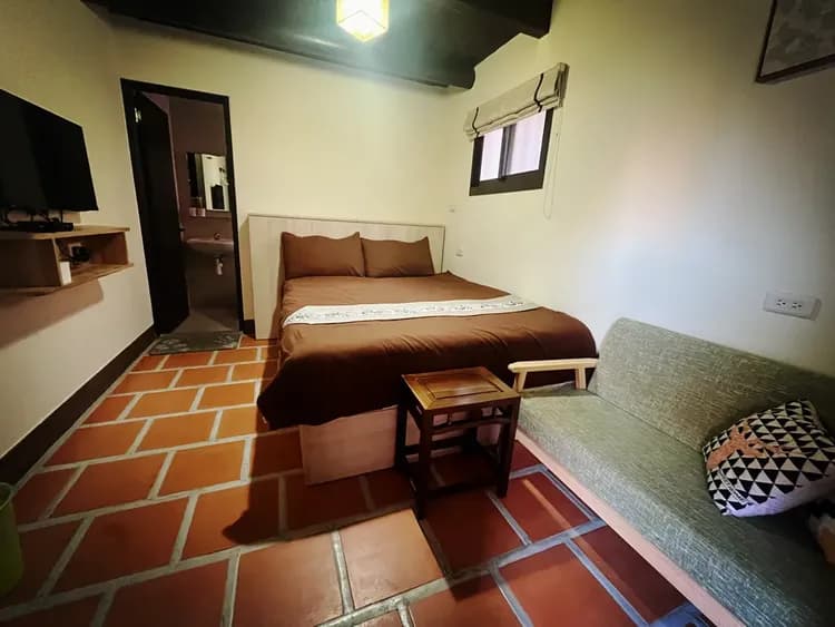 ブルー マウンテン イン-10