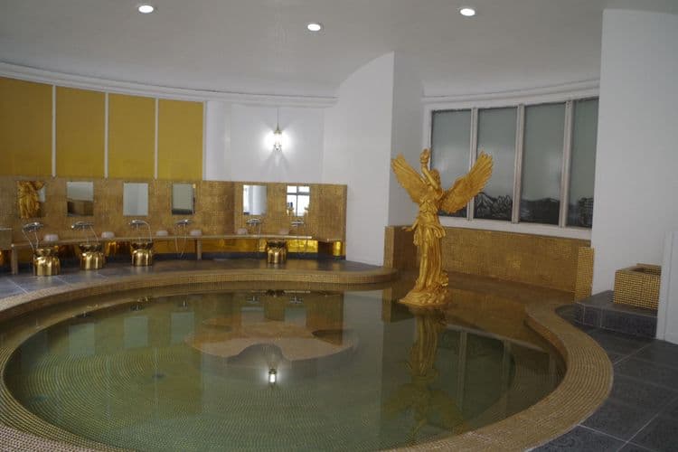 水上溫泉 Lomosa飯店｜溫泉浴池/方便至White Valley滑雪場-9